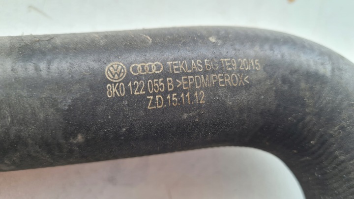 AUDI A4 B8 LIFT A5 8T 12-15R 2.0 TDI CNH FIL TUYAU EAU TUBES