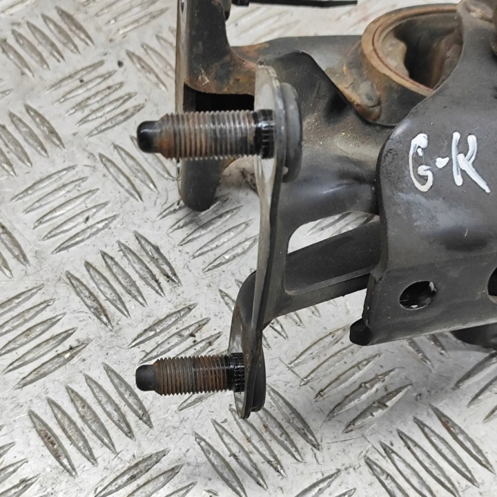 TOYOTA PRIUS _W3_ ARRIÈRE COUSSIN MOTEUR 2013 12371-37250