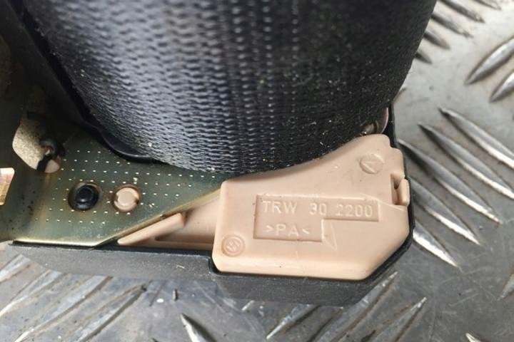 CEINTURE DE SÉCURITÉ AVANT GAUCHE MERCEDES-BENZ AVEC (W220) 302200 3.2L DIESEL