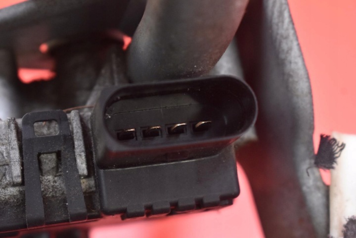 MÉCANISME PETIT MOTEUR ESSUIE-GLACES AVANT EUROPE 0390241509 AUDI A4 B7 04-08