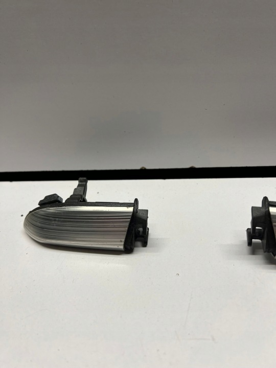 8V1 853 191 A MOULURE DÉCORATIVE AUDI A3 S3 8V