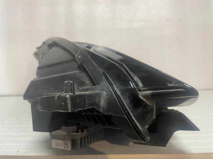 PHARE GAUCHE AVANT TESLA MODÈLE III 3 LIFT Y GAUCHE AVANT