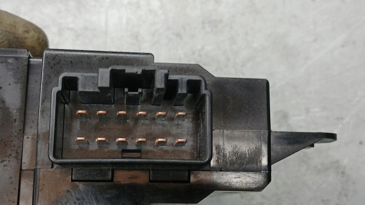 COMMUTATEUR VITRES VOLVO S60 I 2.5B 00-04R 30658116