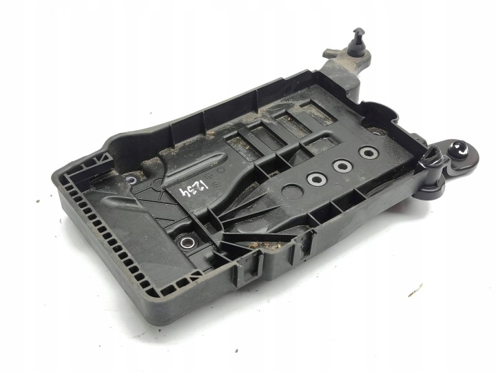 AUDI A1 2023 ÉTAGÈRE BATTERIE