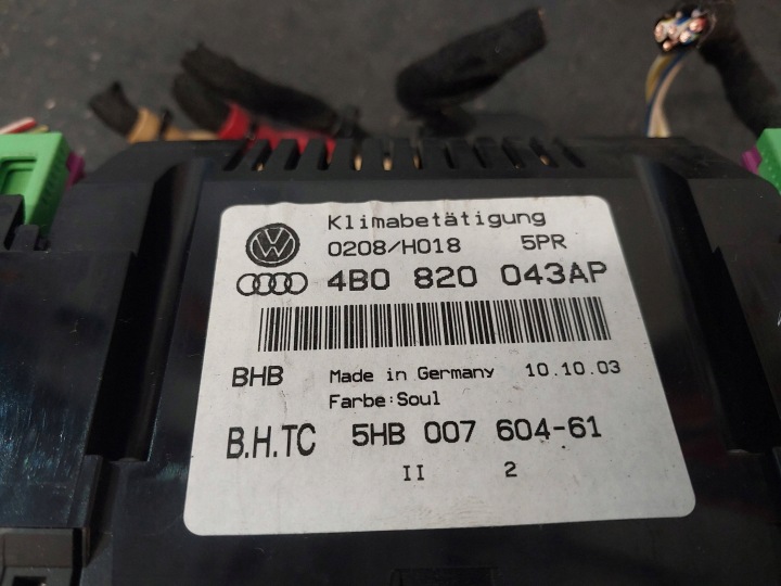 2004 AUDI A6 S6 C5 4B PANNEAU CLIMATISATION 4B0820043AP
