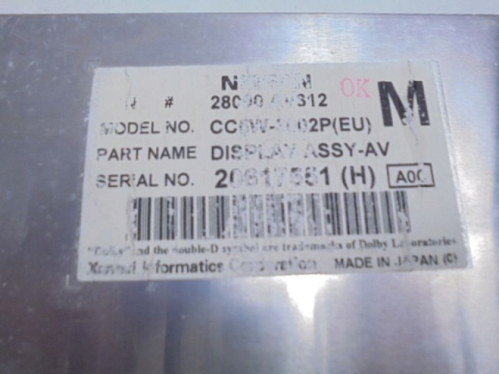 NISSAN PRIMERA P12 MONITEUR RADIO PANNEAU 28090V612 M CC5W-3002P