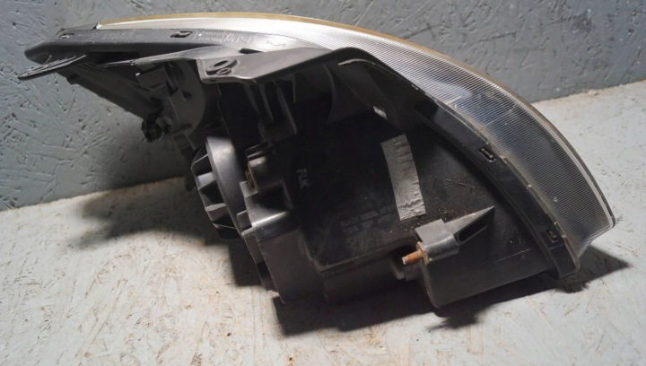 PHARE GAUCHE AVANT KIA RIO II LIFT (S1333)