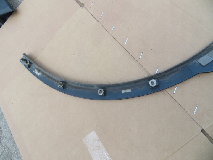 LAND ROVER DISCOVERY 5 L462 MOULURE GARDE-BOUE GAUCHE AVANT HY3M-16A075-AC