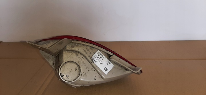 AMPOULE PARE-CHOCS ARRIÈRE GAUCHE OU DROITE OPEL ZAFIRA C ANTIBROUILLARD