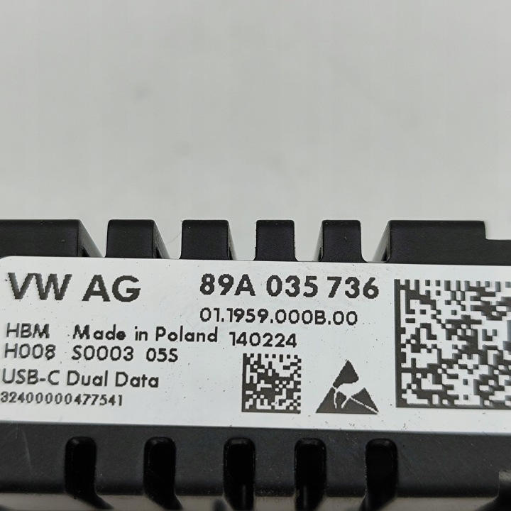 AUDI Q4 SPORTBACK E-TRON 2024 PRISE RACCORD USB