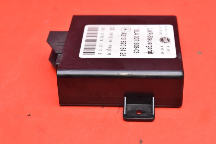 CONTRÔLEUR MODULE DE COMMANDE D'ÉCLAIRAGE A2108206426 MERCEDES E-KLASA W210 LIFT 99-02