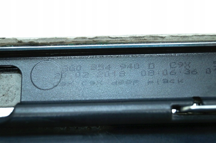 MOULURE PORTES DROIT AVANT VW PASSAT B8 3G0