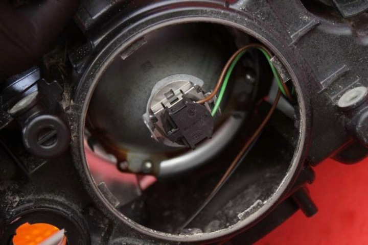 PROJECTEUR GAUCHE PHARE AVANT LENTILLE UK 239273L JAGUAR XF 1 I 07-15