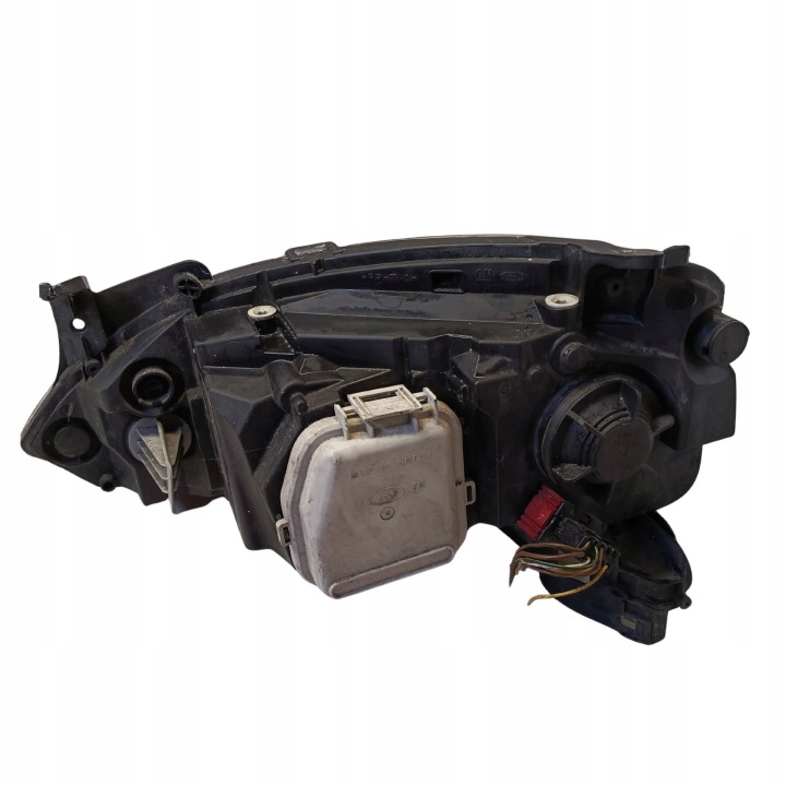 PROJECTEUR PHARE DROITE AVANT OPEL CORSA C LIFT 03-06 LENTILLE 13237262