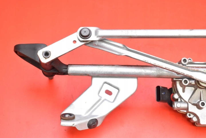 MÉCANISME PETIT MOTEUR ESSUIE-GLACES AVANT EUROPE 7301043 BMW F46 18-21