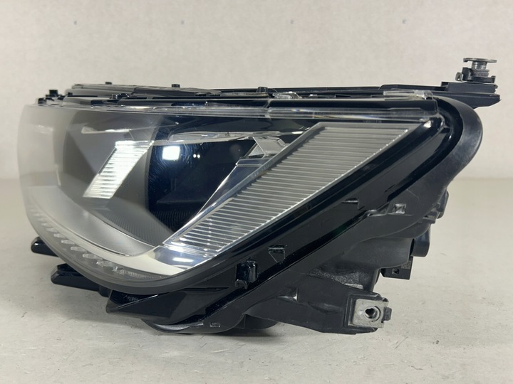 VW PASSAT B8 3G1 COMPLETO DIODO LUMINOSO LED FARO IZQUIERDA PARTE DELANTERA FARO EUROPA - BUEN ESTADO 