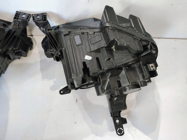 PHARE DROITE GAUCHE AVANT AVANT CITROEN C4 III COMPLET LED 73374698 73374697