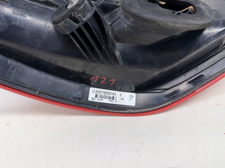 MERCEDES A207 C207 PUCE FIL PHARES GAUCHE ARRIÈRE A0255452226