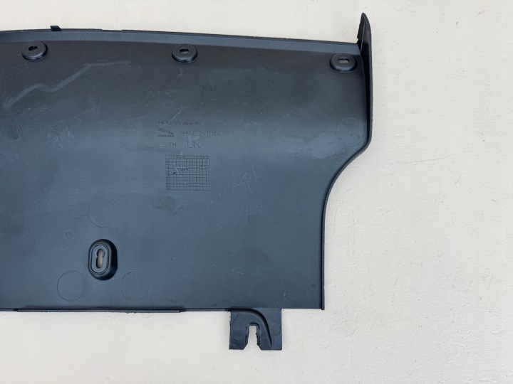 JAGUAR F-PACE X761 16R- PROTECTION CROCHET ARRIÈRE ARRIÈRE HK83-17F846