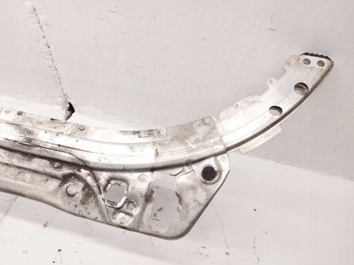 RENFORCEMENT SUPÉRIEUR MERCEDES-BENZ C W205 A2056201734