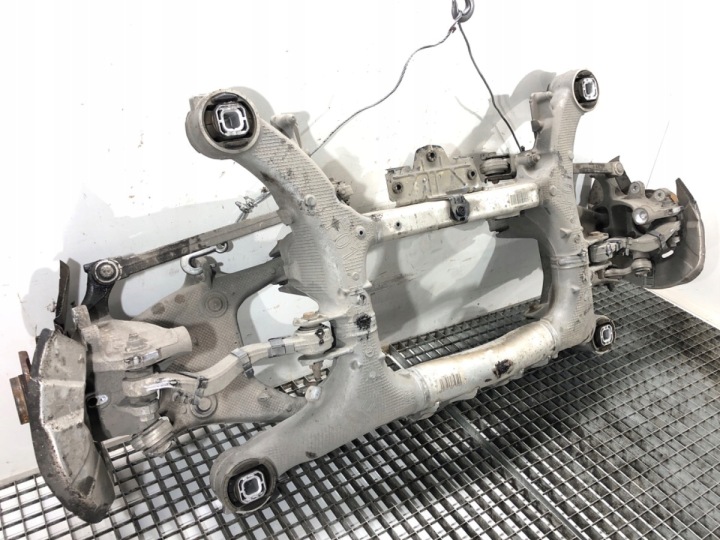 POUTRE ARRIÈRE BMW F01 SEDAN/LIMUZYNA 08-15 6794666