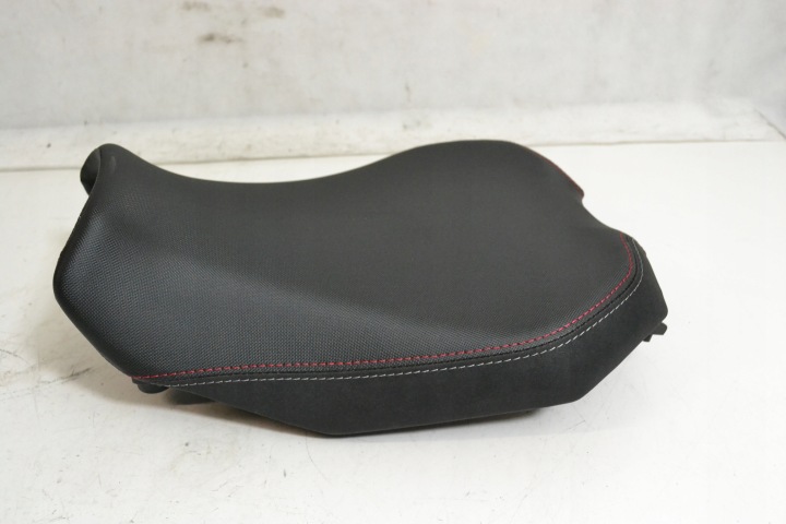 SIÈGE BANQUETTE ARRIÈRE PASSAGER CONDUCTEUR JEU YAMAHA MT09 TRACER 2018R