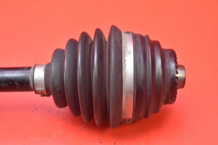 DEMI-ARBRE GAUCHE AVANT MANUEL 7591681 BMW X1 E84 2.0 D 184 KM XDRIVE 12-15