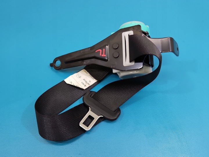 CEINTURE DE SÉCURITÉ ARRIÈRE GAUCHE TOYOTA COROLLA E16 E18 13-19 73370-02150