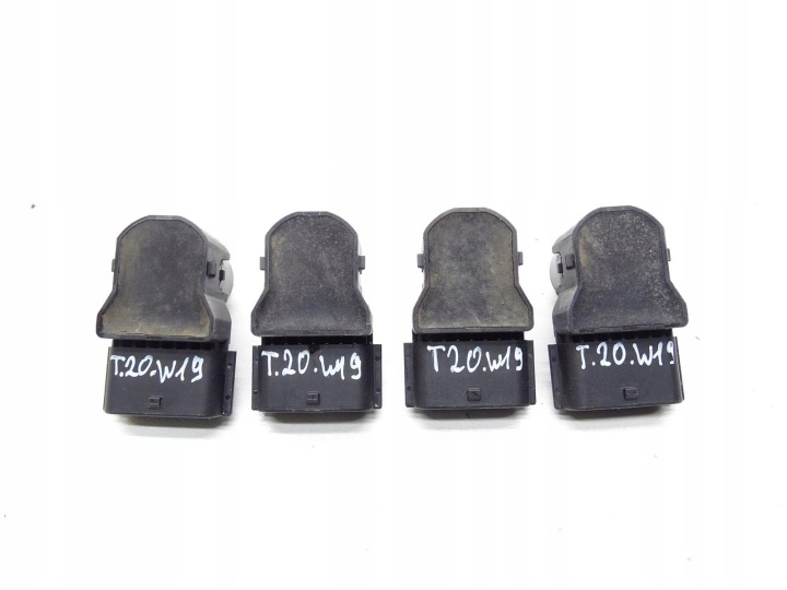 CAPTEUR PDC STATIONNEMENT 4ML061ADA LY9C AUDI Q2 81A