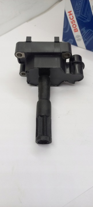 405414_E BOBINE ALLUMAGE FORD CAPRI PCS BOSCH