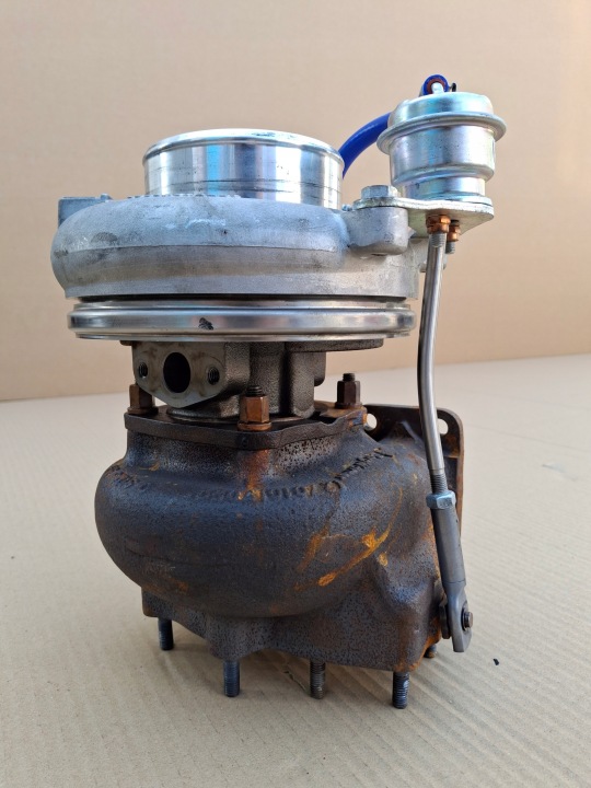 IVECO EUROCARGO E6 TURBOCOMPRESSEUR 5802740715 29D23-0469