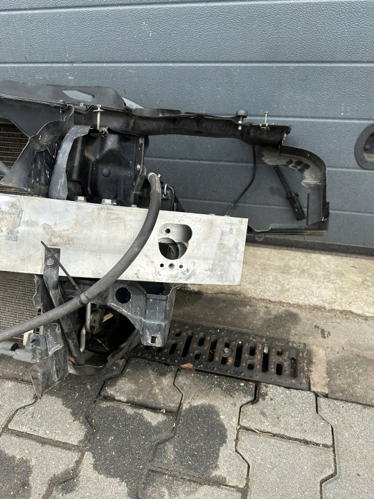 PANNEAU AVANT RADIATEURS RENFORCEMENT MERCEDES SL R230, LIFT OM273, SL550,V8