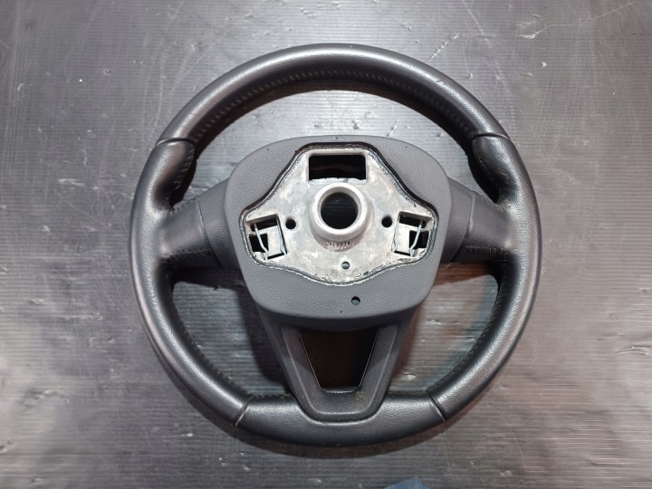 VOLANT MULTIMEDIALNA CUIR CUIR TOLEDO IV LEON III 5F0419091L