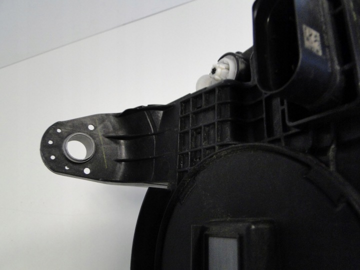 MERCEDES GLE 167 W167 PHARE AVANT GAUCHE A1679066908 MULTIBEAM LIFT