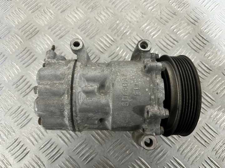CITROEN C3 PICASSO 1.6 VTI COMPRESSEUR DE CLIMATISATION 9659875780