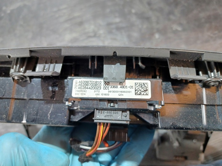 MERCEDES VITO W639 PANNEAU CHÂSSIS CONSOLES COMMUTATEUR A6398701810 A6396800007