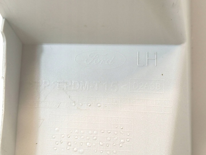 FORD CONNECT MK2 LIFT ANGLE PARE-CHOCS ARRIÈRE GAUCHE