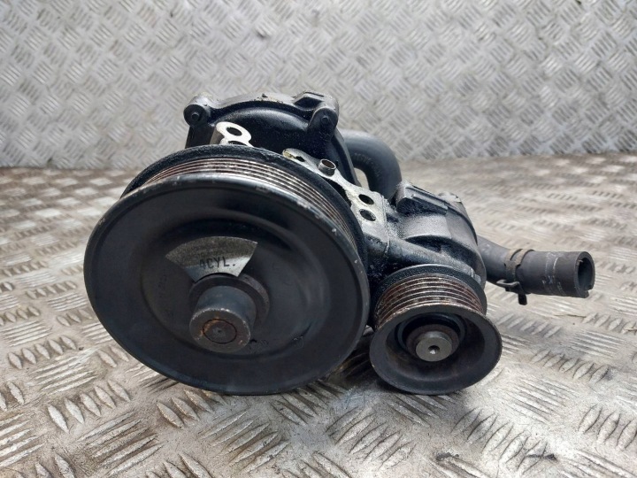 POMPE À EAU POMPE VIDE FORD TRANSIT V VI MK5 MK6 2.4 DI 0070905137