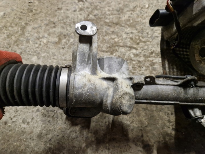 CRÉMAILLÈRE DE DIRECTION DIRECTION MERCEDES B-KLASA W246 2013R 1.8 CDI