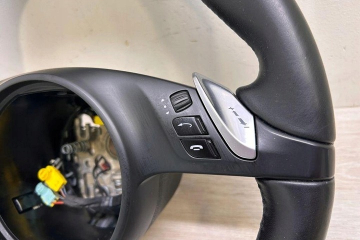 VOLANT PORSCHE CAYENNE (92A) 7PP419091AE 4.8L GASOLINE 368KW 2012