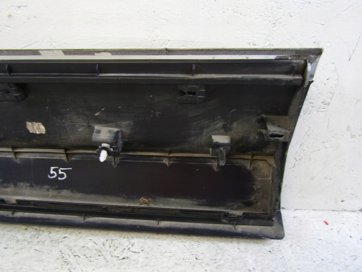 VW TIGUAN II MOULURE PORTES DROITS AVANT 5NA854940AF