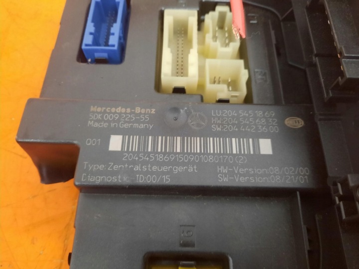 MERCEDES C-KLASA S204 07-14 MODULE FUSIBLE 5DK009225-55