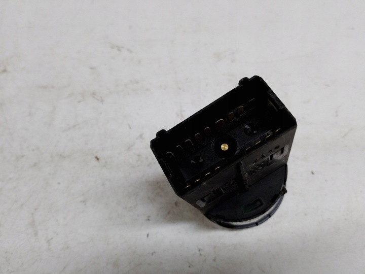 VOLKSWAGEN PANNEAU COMMUTATEUR FEUX 1C094153101C EUROPE