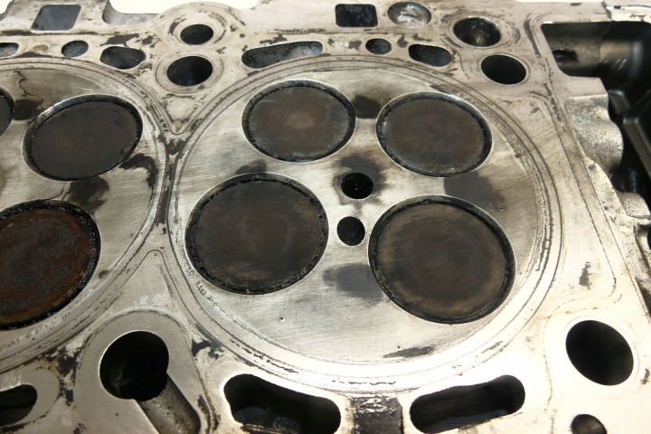 AUDI A4 B8 A5 8T 2.7 TDI CGK CULASSE PISTONS GAUCHE
