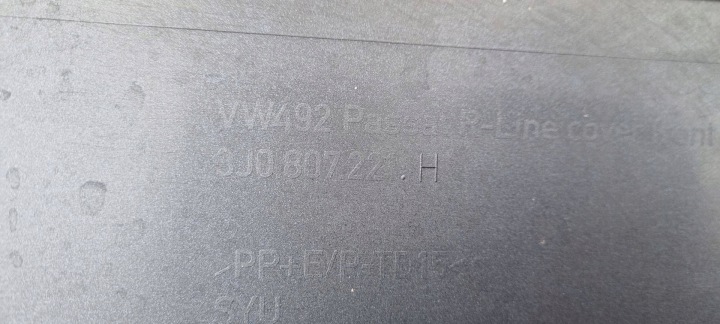 VW PASSAT B9 R-LINE 3J0 2023- PARE-CHOCS AVANT ORIGINAL B045