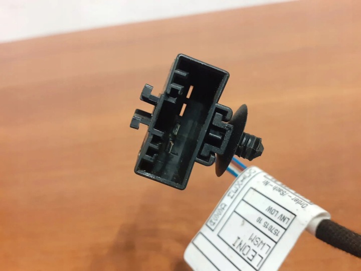 PETIT MOTEUR AVANT DROIT SIÈGES BMW X5 (E70) 0390204007 2008