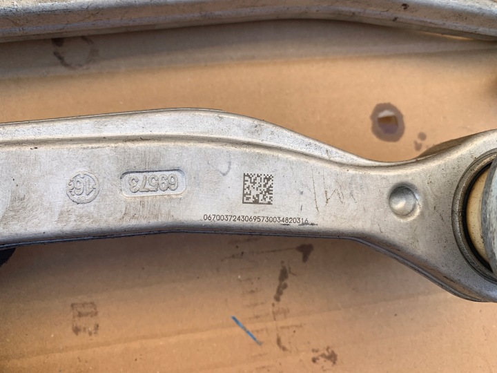 NEUF ORIGINE BRAS DE SUSPENSION ARRIÈRE ARRIÈRE MASERATI LEVANTE 6700320160 6700372430 6700028080