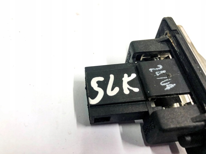 MERCEDES-BENZ SLK R171 2005 AMPOULES CADRE DE PLAQUE D'IMMATRICULATION