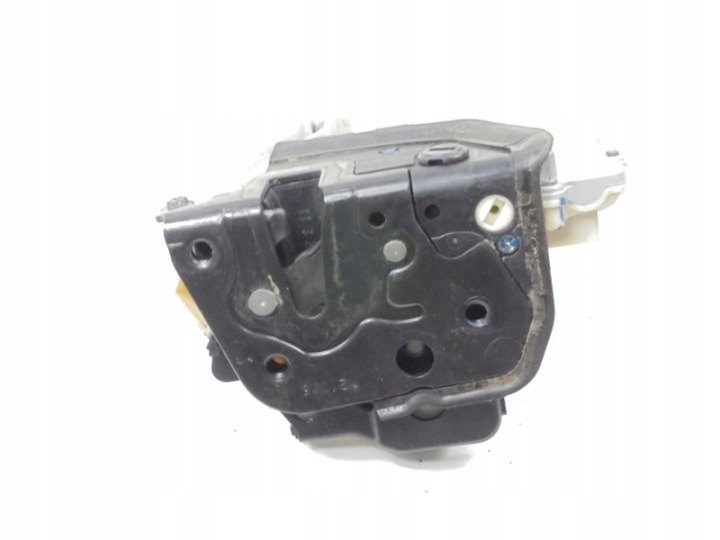 AUDI A4 B7 04-07 SERRURE ARRIÈRE DROIT 8E0839016AB
