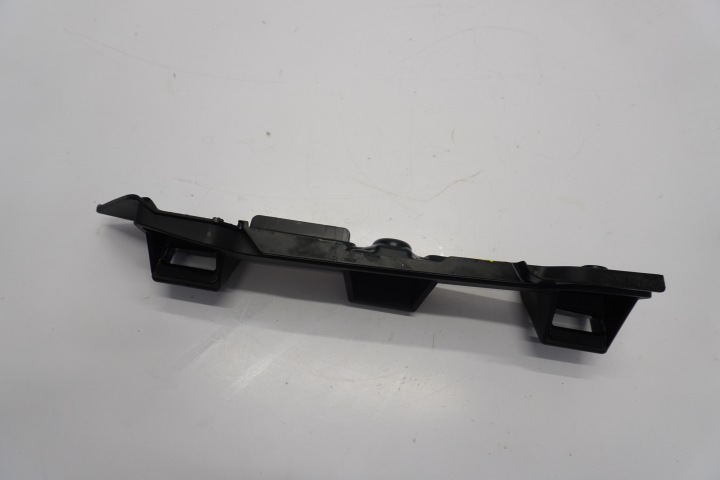 SUZUKI DL 1050 V-STROM 23- FIXATION REMPLISSAGE